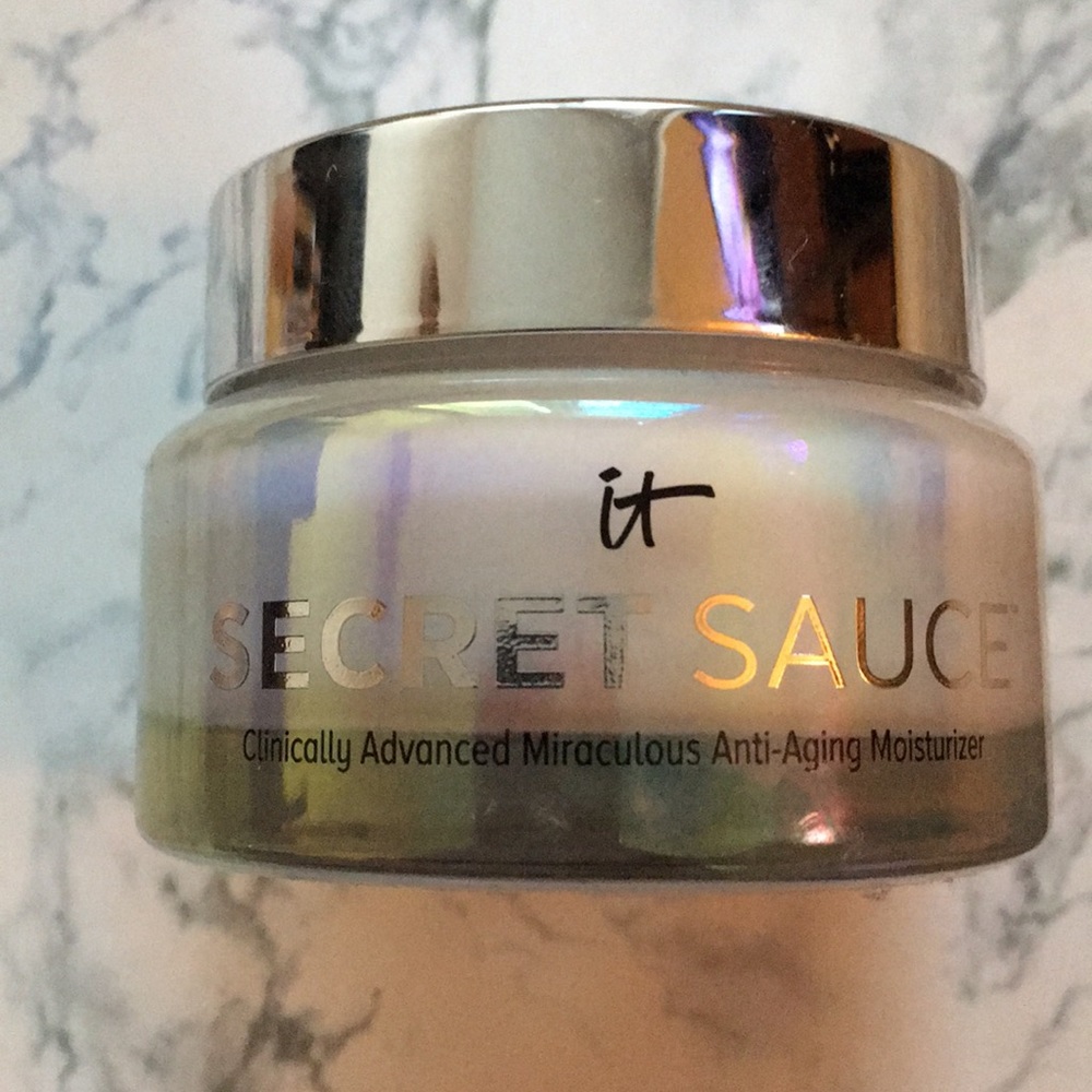 IT Cosmetics Secret Sauce anti-aging Moisturizer